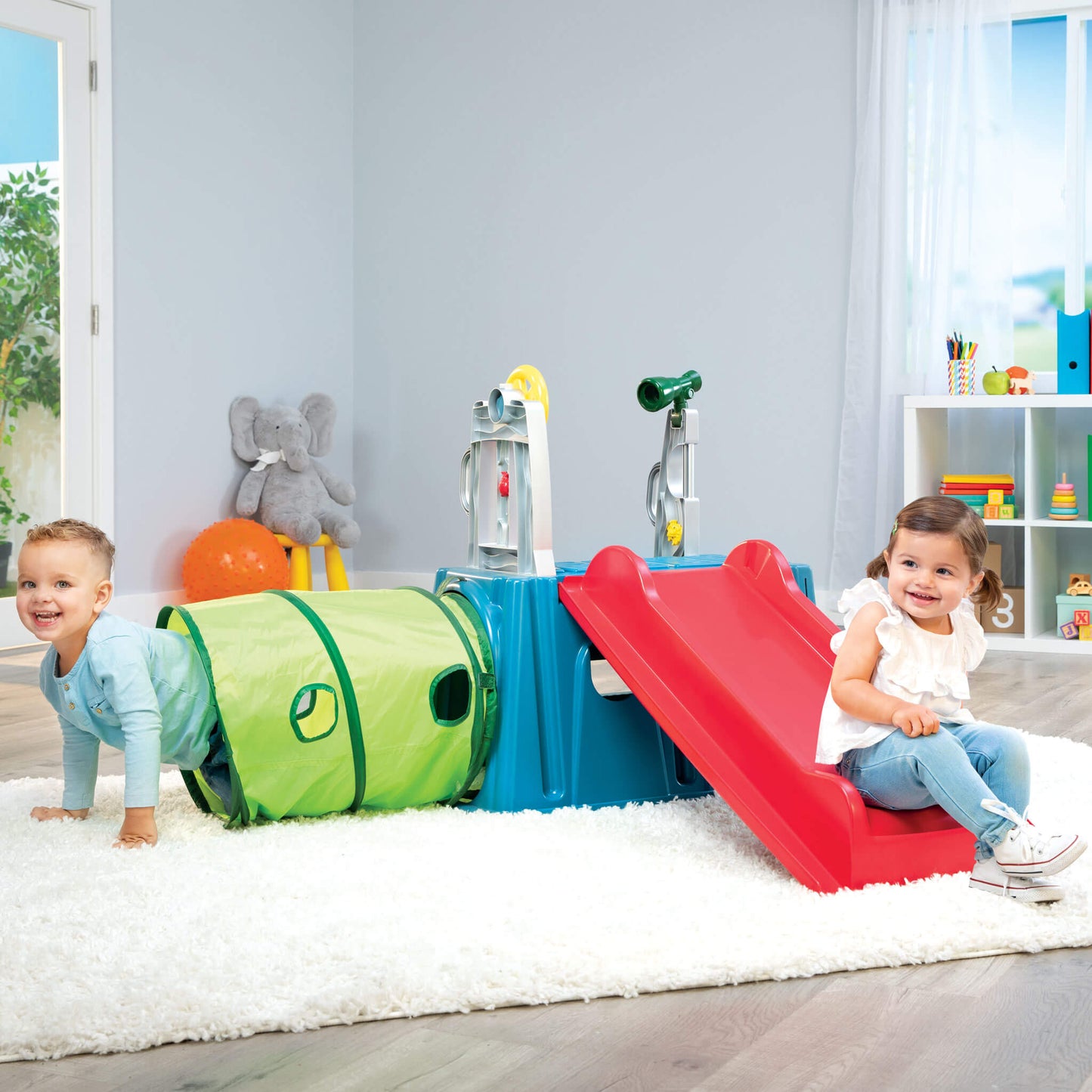 Easy Store™ Slide & Explore